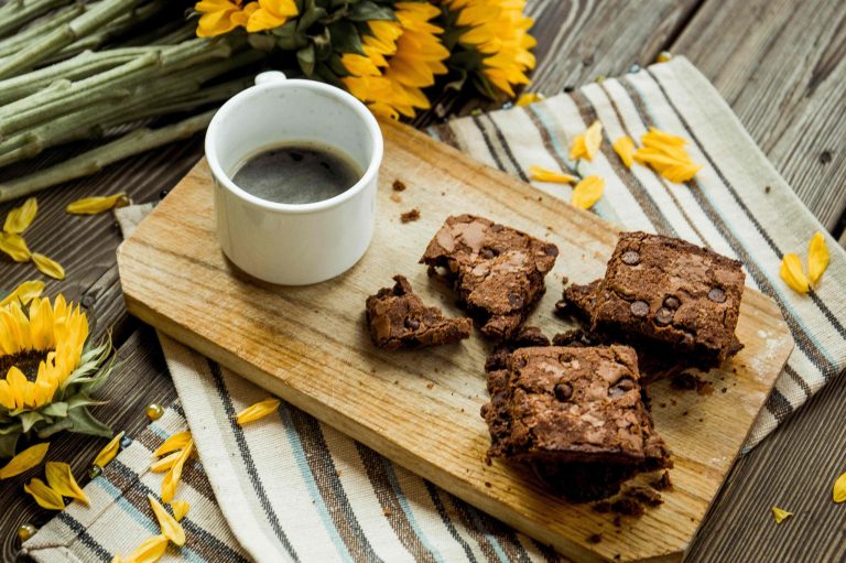 Brownies con té